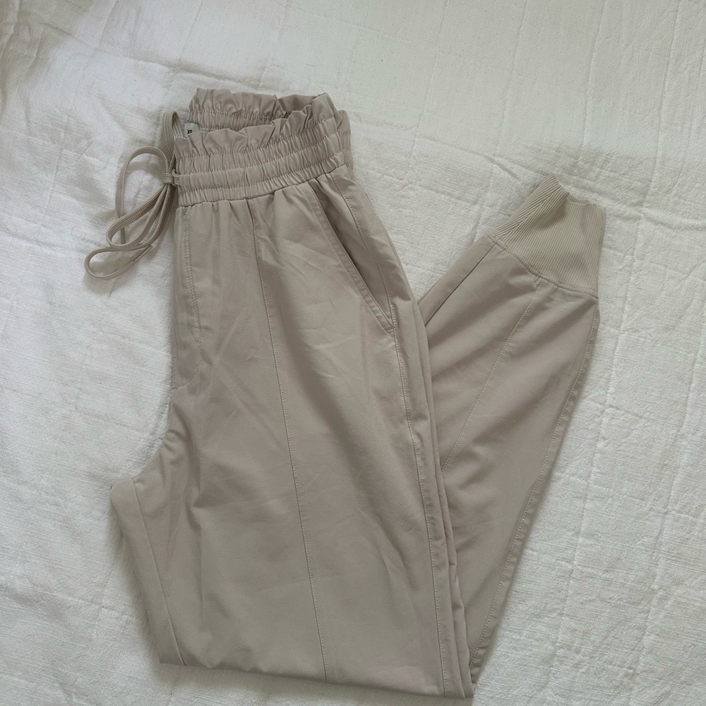 A&F Beige Jogger Pants